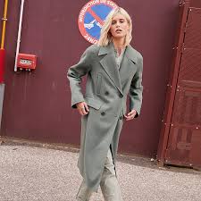 Découvrez nos actualités magasins et le catalogue de nos collections pour vous faciliter la vie, kiabi a créé la checklist maternité pour ne rien oublier le jour j ! Manteau Long Effet Lainage Femme Kiabi 40 00