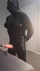 Padrona bordi schiavo, tortura post orgasmo