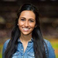 Lorie Valle's Instagram, Twitter & Facebook