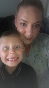 Cheryl Dickson-Lindsay (@chezneyd83)