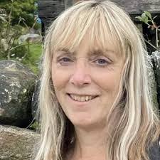 Sandra Core's Instagram, Twitter & Facebook