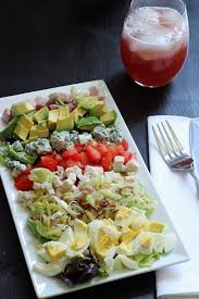 From www.chelseasmessyapron.com tell us in the comments below! Salade Composee What The Heck Is That