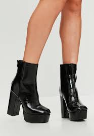 Modèle alyssa hauteur du talon: Missguided Bottines Noires A Plateforme En Vinyle