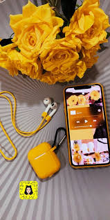 Blog ini tentang kecantikan dan kehidupan. 150 Yellow Blue Ideas Yellow Yellow Aesthetic Sunflower Wallpaper