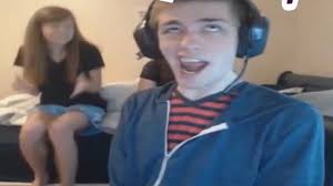 Sodapoppin gets drunk