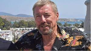 We are deeply saddened by mike's passing. D4x9g Tursvedm