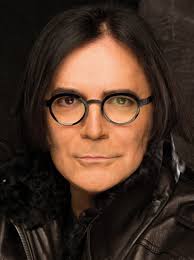 Renato zero guai zeromovimento 2006. La Vetrina Il Nuovo Singolo Di Renato Zero Les Femmes Magazine Arte Cultura Spettacolo