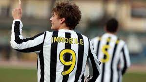Ciro immobile (torre annunziata, 20 febbraio 1990) è un calciatore italiano, attaccante della lazio e della nazionale italiana. Ciro Immobile Excellent In Italy Underwhelming Abroad The Laziali