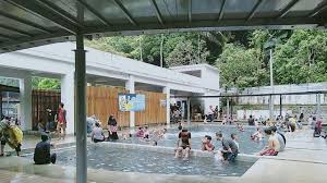 Bila iya, maka anda wajib mengunjungi jembatan gantung terpanjang & tertinggi di asia. Pengunjung Yang Masuk Ke Objek Wisata Gunung Galunggung Tasikmalaya Diatur Secara Bergantian Tribunjabar Travel