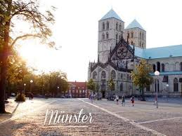 Fahrradstadt Spiesserstadt Hipsterstadt Und Regenstadt Munster In Westfalen Hat Viele Klischees Aber So Viel Zu Bieten City Trip Paris At Night Travel Fun