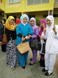 Tentu saja mereka melakukannya kala mereka anggap aku sudah pada akhirnya keempat anak itu diskors. Sambutan Hari Guru 2016 Sk Seri Pristana