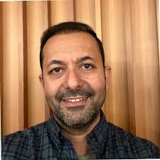 Sumit Kapur's Instagram, Twitter & Facebook