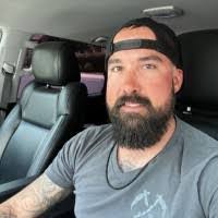 Evan Casey's Instagram, Twitter & Facebook