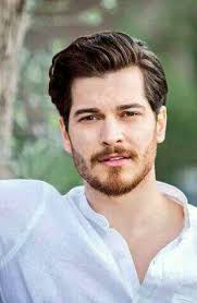 Burak Ozcivit Mi Cagatay Ulusoy Mu Kizlarsoruyor
