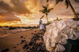 We offer simply beautiful maui wedding packages for maui beach weddings and venue weddings with breathtaking photography at the core of our business. Gordon Nash Maui Wedding Photographer Hawaii Wedding Photographer Fine Art Wedding Photographer Maui Wedding Photography Planning Studio A Paradise Dream Wedding