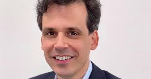 Rafael Alcaide, nuevo director territorial de Vodafone en Andalucía y  Extremadura