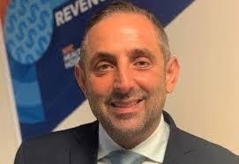 Thomas Hourican's Instagram, Twitter & Facebook