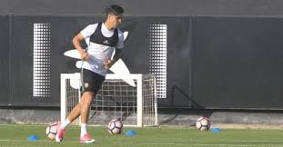 Pagesbusinessessports & recreationsports teamenzo perez valencia. Enzo Perez Se Va De Valencia Cf Tras Costar 4 700 Euros Por Minuto De Juego Las Provincias