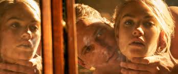 Rebecca movie review & film summary (2020)