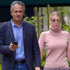 How old is michael lewis lady kitty spencer? Lady Kitty Spencer Reportedly Engaged To 60 Year Old Boyfriend E Online