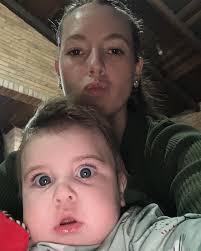 Carolina Hermann (@caroupetit) • Instagram photos and videos