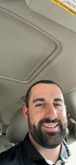 Elvin Rolon's Instagram, Twitter & Facebook