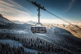 Die bayerische zugspitzbahn erklimmt von garmisch aus via zahnradbahn und seilbahn die zugspitze » preise fahrplan wetter+webcams.zugspitzbahn in bayern: Cable Car Zugspitze Zugspitze