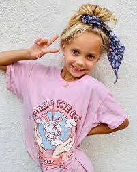 Thanks to my sweet Rio for wearing our MindUP tee! She's my MindUP girl 💕  bonfire.com/store/mindup/