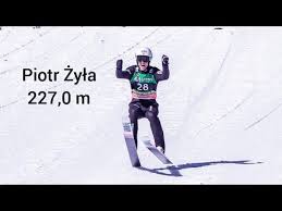 Poniższe tłumaczenia pochodzą z zewnętrznych źródeł i mogą być niedokładne. Piotr Zyla 227 0 M 12 12 2020 Mswl Planica 2020 Youtube