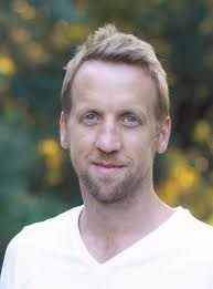 Practitioners of self-less coaching​