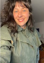 A chaotic video recapping my @frowniesfamily experience! And watch me...