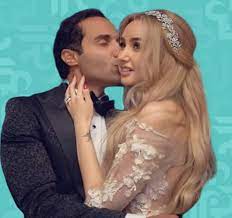 مسلسل الواد سيد الشحات يدور في إطار كوميدي، وهو من إنتاج تامر مرسي، وإخراج أحمد الجندي. Ø£Ø­Ù…Ø¯ ÙÙ‡Ù…ÙŠ ÙˆÙ‡Ù†Ø§ Ø§Ù„Ø²Ø§Ù‡Ø¯ Ù…Ø¹ Ø§ Ù…Ø§ Ø³Ø±Ù‡Ù…Ø§ ØµÙˆØ±Ø© Ù…Ø¬Ù„Ø© Ø§Ù„Ø¬Ø±Ø³