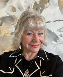 My sweet friend Meredith Lane Ferguson wearing the Cyndi Spivey top from  Gibson Look in the Toyota commercial. If you need a realtor in 2020,  Meredith is the best!!!