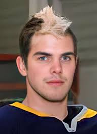 Player photos for the 2008-09 Fort Erie Meteors at hockeydb.com