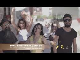 Aysel Yakupoglu Bi De Seviyom Dedi Official Video Youtube Muzik Videolari Muzik Sarkilar