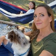 Sandra Borders's Instagram, Twitter & Facebook