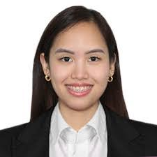 Catherine Crow's Instagram, Twitter & Facebook