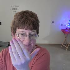 Joyful Free Hugs (@carlyjoyfulfreehugs) • Instagram photos and videos