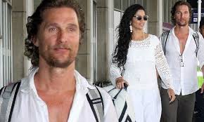 Matthew Mcconaughey And Camila Alves Jet Into Brazil Matthew Mcconaughey Matthew Mcconaughy Matthews