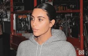 She was brave enough to wear a bare face without a hint of makeup. Does She Look Beautiful Kim Kardashian Shares A No Makeup Face Myregistrywedding