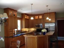 Medium Maple Hampton Cabinets Nice Medium Maple Cabinets Kitchens Dining Rooms Pinterest Kitchen Cabinets Kitchen Kitchen Pendant Lighting