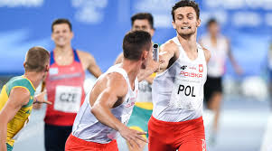 Niesamowite sceny w końcówce udało się! Hme Torun 2021 Polska Sztafeta Mezczyzn 4x400 M Wycofana Z Finalu Biegowe Pl Wszystko O Bieganiu