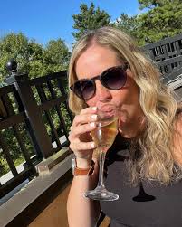 Hi, I'm Kristin O'Brien! I joined the Esposito Realty Group in 2022,  bringing over a decade of real estate experience with me. As a lifelong  Mansfield resident, I know this community inside