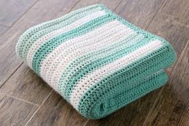 A simple crochet blanket can be just as lovely and made by either an experienced or a novice crocheter. 20 Easy Crochet Afghans Perfect For Beginners Dabbles Babbles
