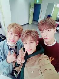 Bentuk dadaku yang berukuran 36 b tercetak jelas di balik daster dengan putingnya yang menonjol. 17 Astro Ideen Koreanische Jungs Asiatische Jungs Koreanische Prominente