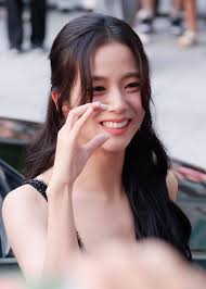 Every time I look at her, Jisoo is always cute.🌹🥀