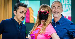 .libera (e a miss keta) la cantante e attrice nel videoclip del suo nuovo brano «caccia alle streghe in riproduzione: Tutti I Misteri Di Myss Keta Dalla Maschera Di Pizzo Alla Mortadella L Intervista Radio Deejay