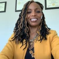 Evelyn Ivy's Instagram, Twitter & Facebook