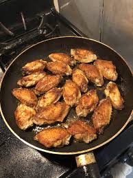 Chicken wings can be prepared in different ways to achieve their crispness: Pan Fried Chicken Wings Food Meal Foods Healthyfood Keto Pan Fried Chicken Wings Fried Chicken Wings Pan Fried Chicken
