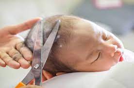 Beliau hendak menjelaskan bahwa memotong rambut boleh dilakukan meskipun telah baligh. Hukum Mencukur Rambut Bayi Baru Lahir Menurut Islam